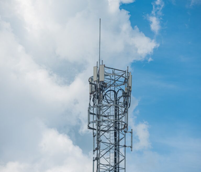 Advancements in Wireless Technology and Virtualization in Telecommunication Infrastructure